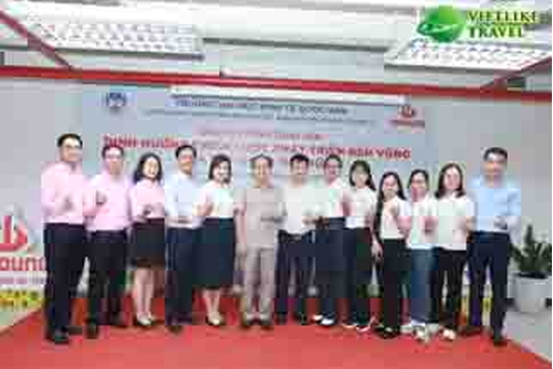 Vietlike Travel đồng hành cùng trường ĐH Kinh tế Quốc Dân (Hà Nội) trong sự kiện cùng Tập đoàn Đại Dũng