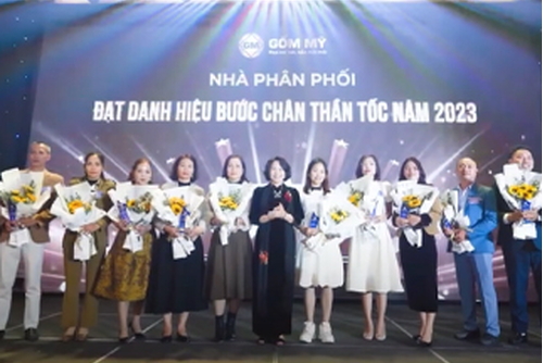 Gốm Mỹ - Hội nghị khách hàng
