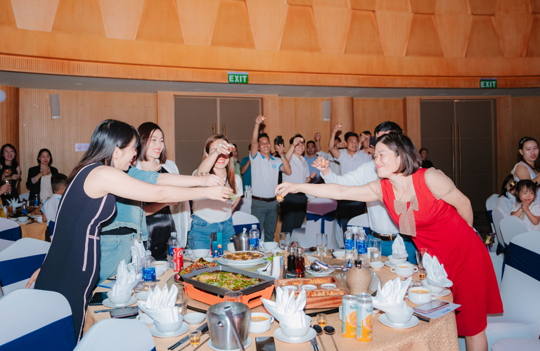 TOUR DU LỊCH HÈ DOANH NGHIỆP: HẠ LONG - SỬNG SỐT - TITOP - YÊN TỬ 3N2Đ