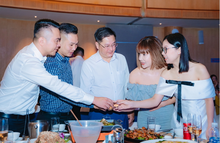 TOUR DU LỊCH HÈ DOANH NGHIỆP: HẠ LONG - SỬNG SỐT - TITOP - YÊN TỬ 3N2Đ