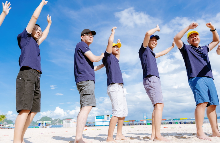 TOUR DU LỊCH HÈ DOANH NGHIỆP: HẠ LONG - SỬNG SỐT - TITOP - YÊN TỬ 3N2Đ