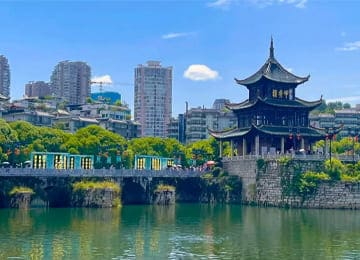 Tour Trung Quốc: QUÝ DƯƠNG – THANH NHAM CỔ TRẤN – TIỂU THẤT KHỔNG – TRẤN VIỄN CỔ THÀNH – THIÊN HỘ MIÊU TRẠI (5N4Đ)