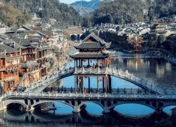 Tour Trung Quốc: TRƯƠNG GIA GIỚI - THIÊN MÔN SƠN - PHƯỢNG HOÀNG CỔ TRẤN - HỒ BẢO PHONG (6N5Đ)