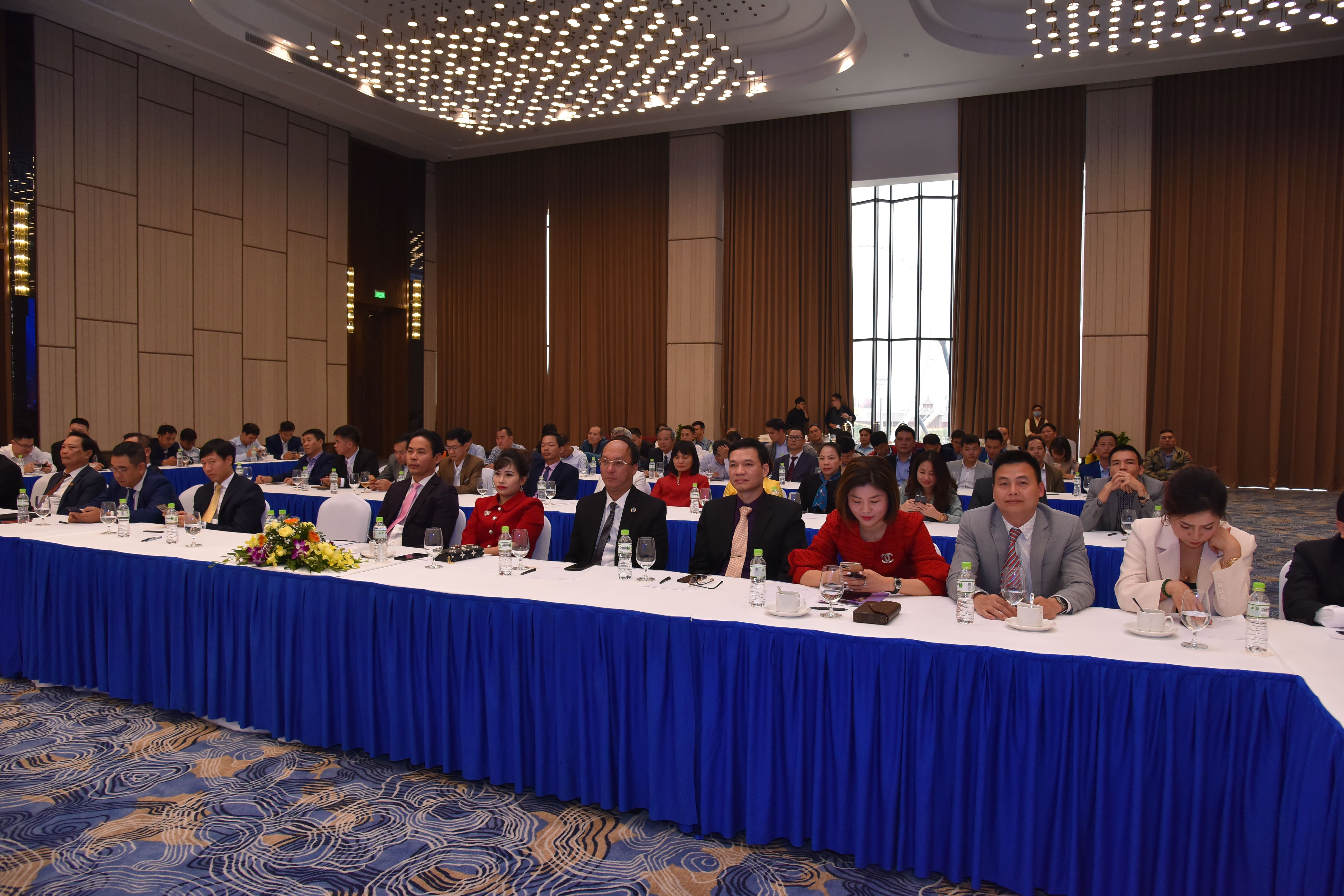 TOUR DU LỊCH HÈ DOANH NGHIỆP: HẠ LONG PARK - BÃI CHÁY (3N2Đ)