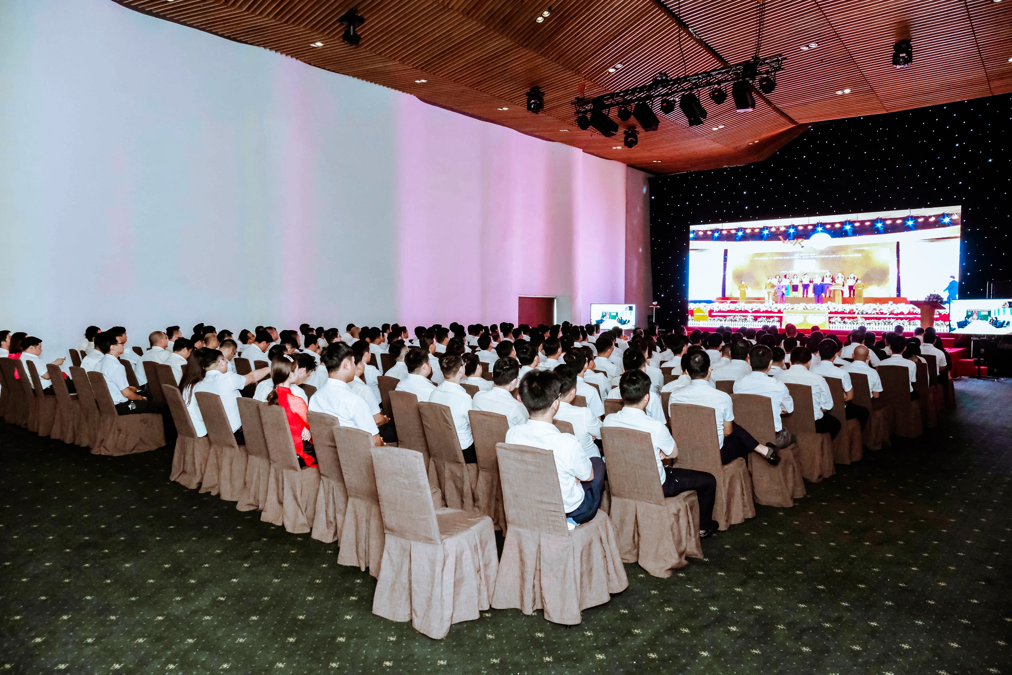 TOUR DU LỊCH HÈ DOANH NGHIỆP: HÀ NỘI - QUY NHƠN – PHÚ YÊN (4N3Đ)