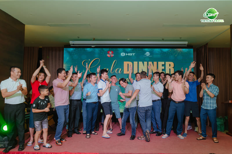 Vietlike Travel - Tour hè doanh nghiệp, tổ chức sự kiện chuyên nghiệp