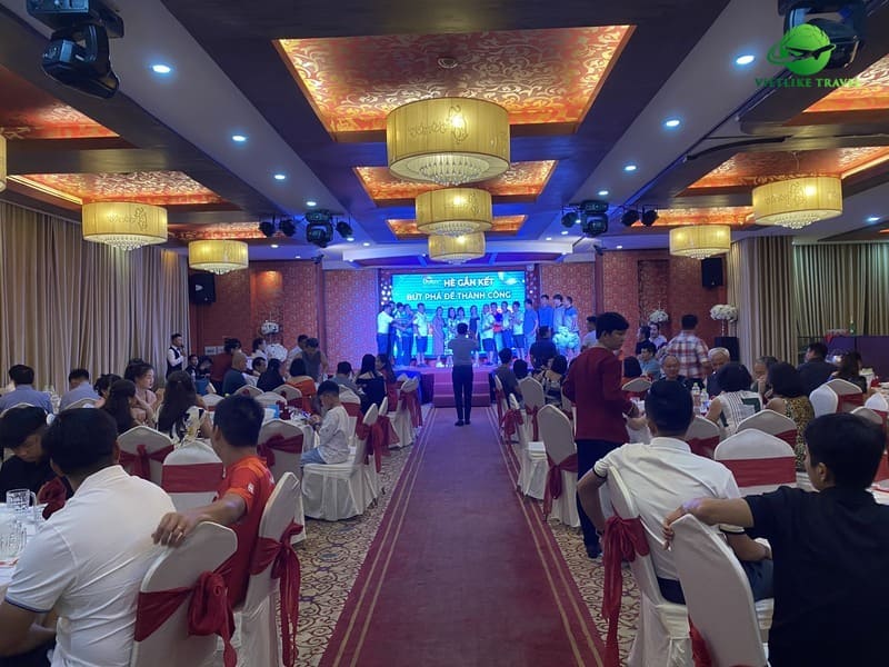 Vietlike Travel thiết kế tour du lịch chuyên nghiệp và tổ chức sự kiện cho Sơn Dulux