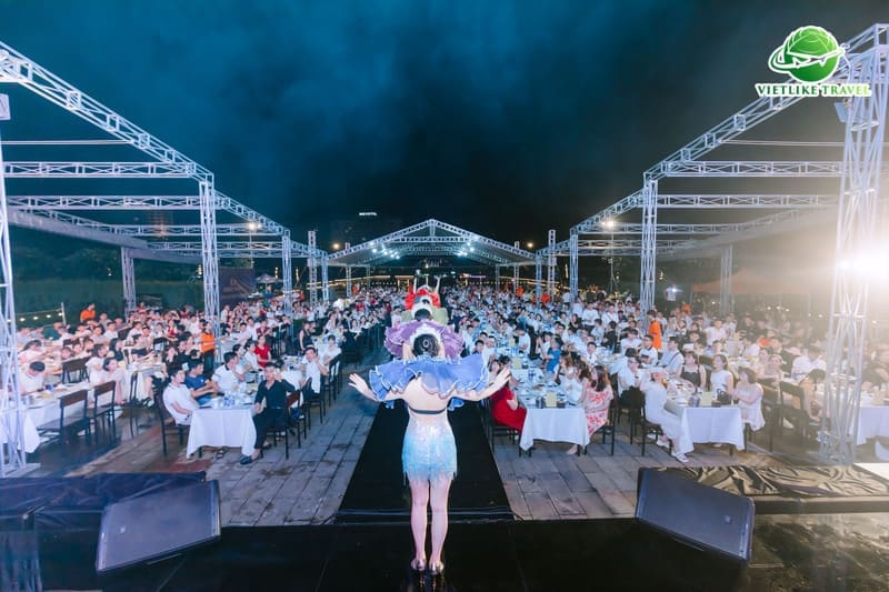 Vietlike Travel - Thiết kế tour và tổ chức sự kiện chuyên nghiệp cho Sunhouse