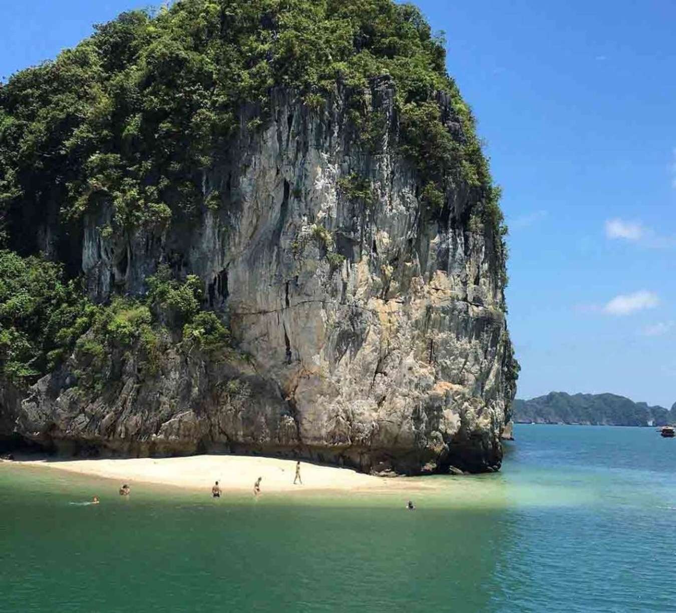 Tour Cát Bà - Vịnh Lan Hạ - Hang Sáng Tối (3N2Đ)