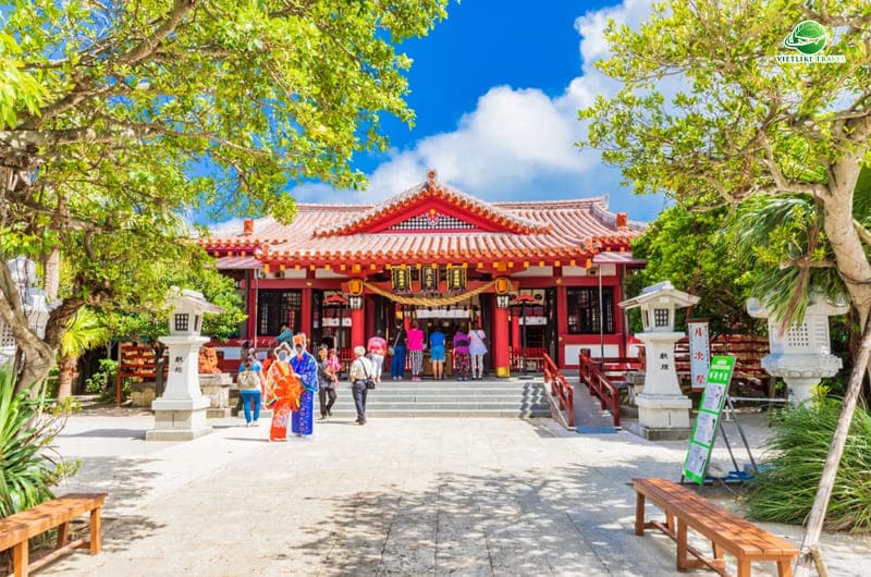 Đền Thờ Naminoue Shrine
