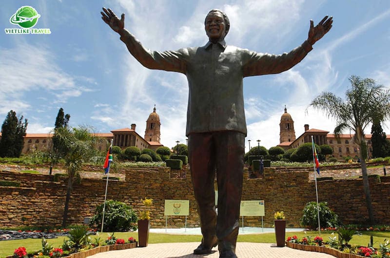 Đài tưởng niệm Nelson Mandela