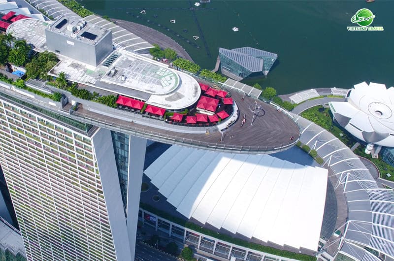 Công Viên Sands SkyPark trên đỉnh Marina Bay Sands
