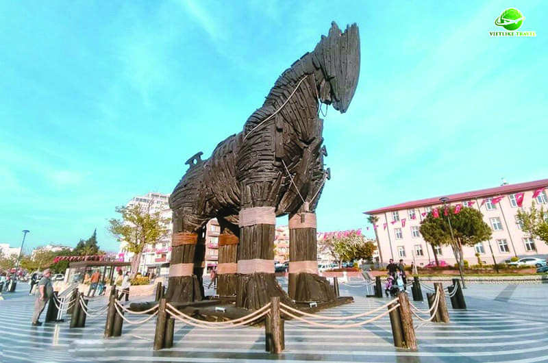 Biểu tượng "Con ngựa thành Troy" - Điểm du lịch Thổ Nhĩ Kỳ nổi tiếng