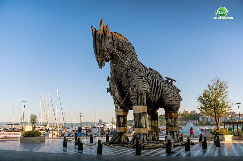 Con Ngựa cổ thành Troy