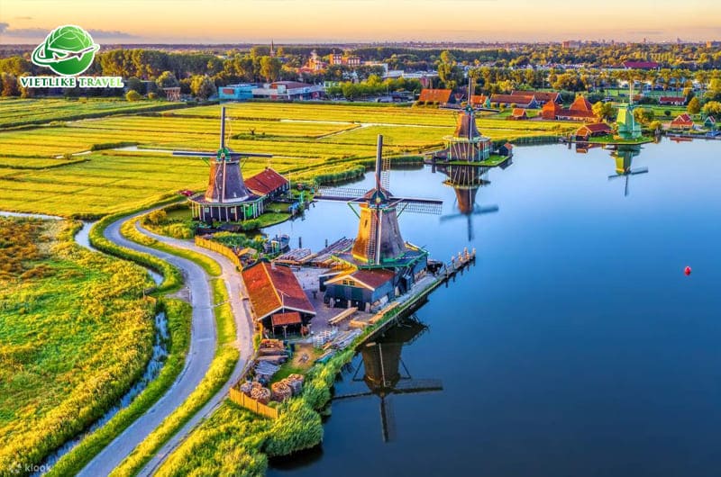 Vẻ đẹp cổ tích của làng Zaanse Schans