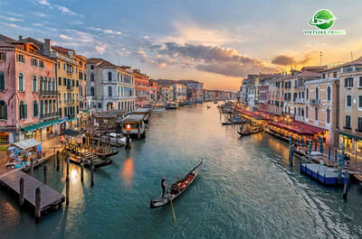 Trải nghiệm thuyền Gondola độc đáo tại Venice