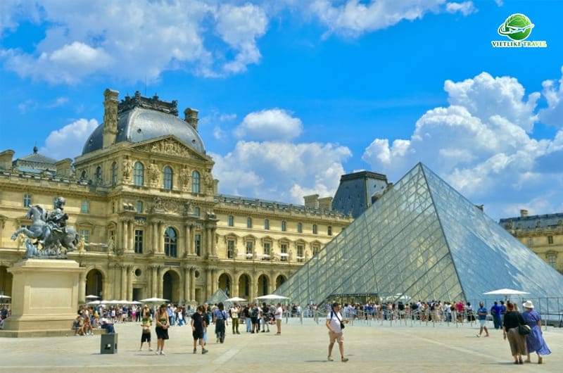 Bảo tàng Louvre