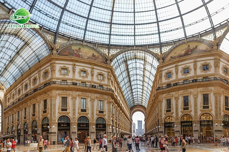 Khu mua sắm Galleria Vittorio Emanuele II trong tour Tây Âu