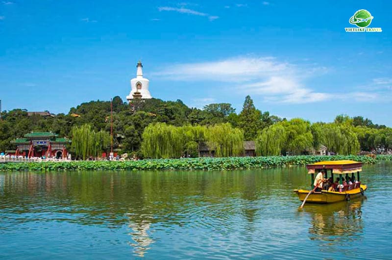 Ngồi thuyền ở Công Viên Bắc Bến Thượng Hải